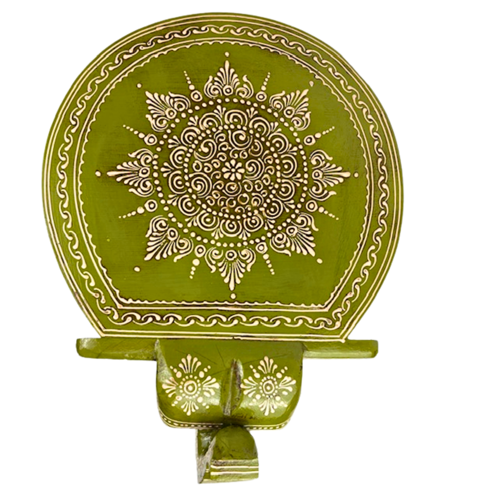 1GW Elephant Wooden Stool. Hand Painted 30cms GW477