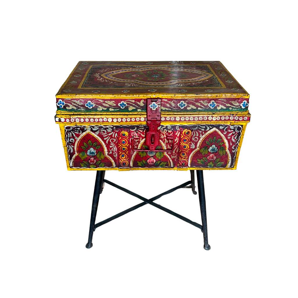 Hand Painted Iron Trunk with Metal Legs (68w 39d 67h) FUR597