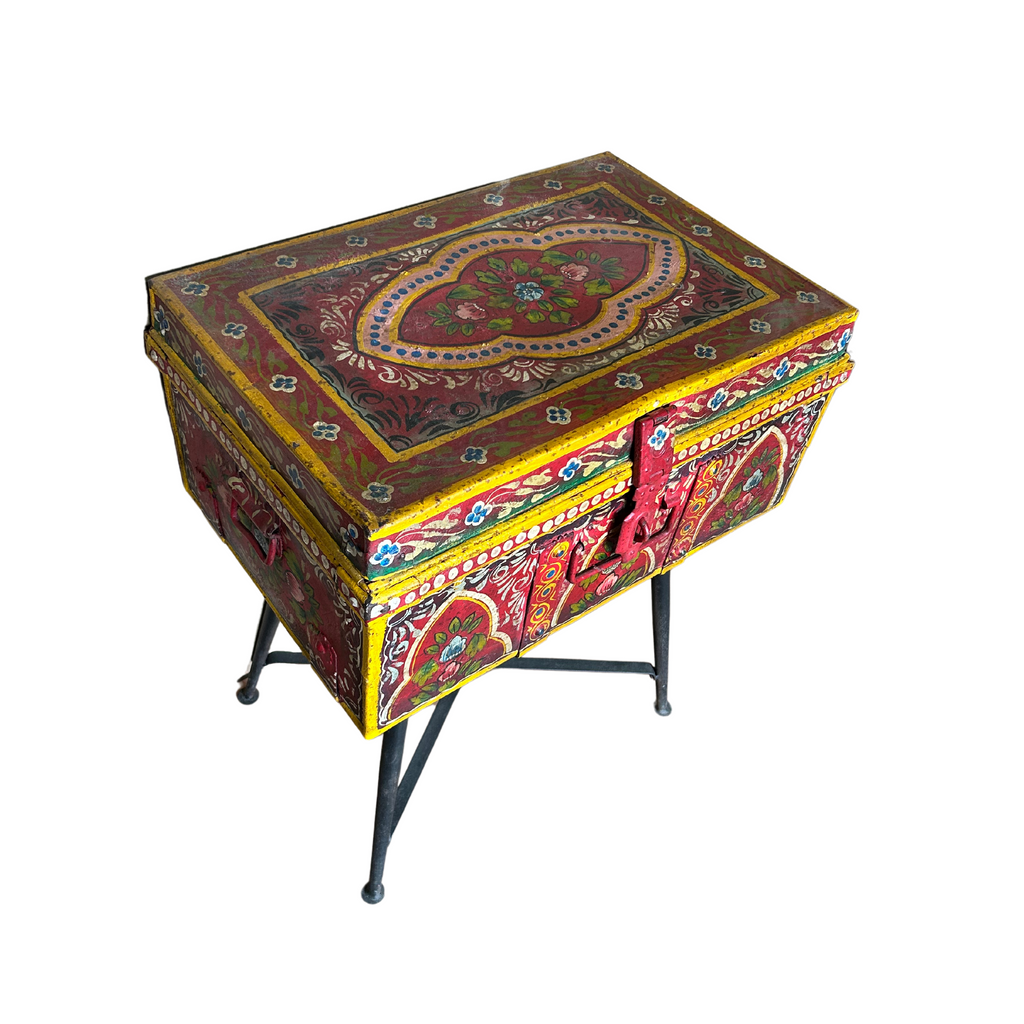 Hand Painted Iron Trunk with Metal Legs (68w 39d 67h) FUR597