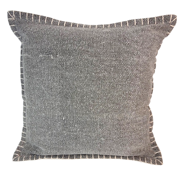 5HW Cushion Non Fading Cotton with Blanket stitched edges Includes Filler Vacuum packed 45x45cms