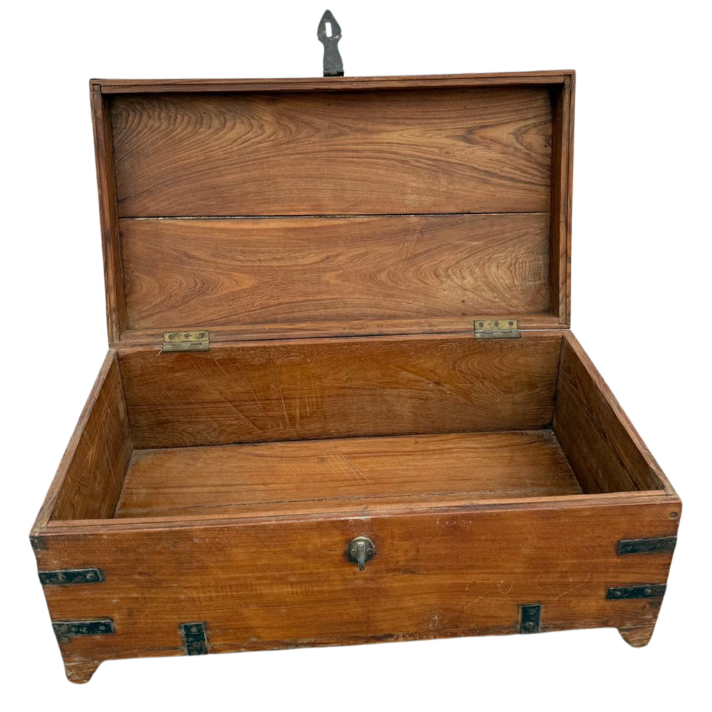 FUR649 Storage Chest with Metal and Brass features (71w x 39d x 30h cms)