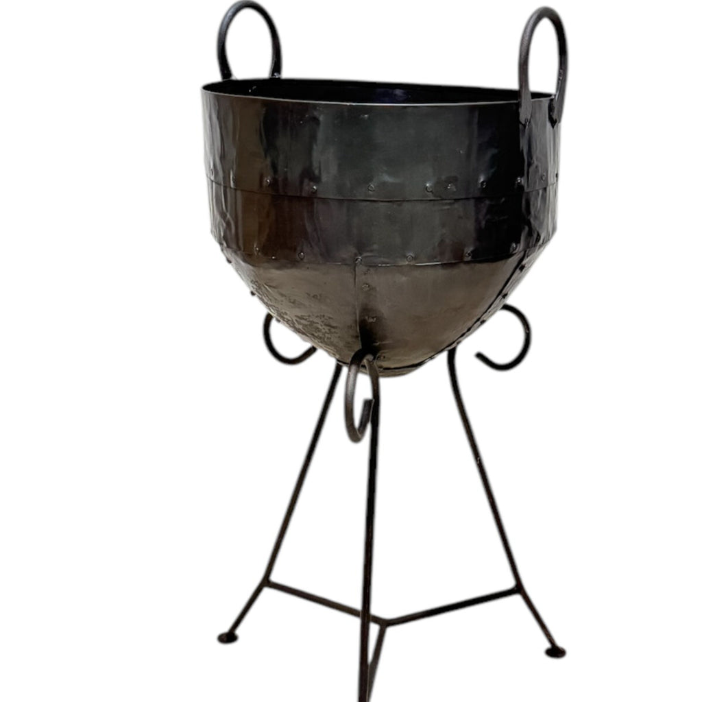 UNC048 Handmade Iron Garden pot / Wood Fire Pit 38x38x70cms