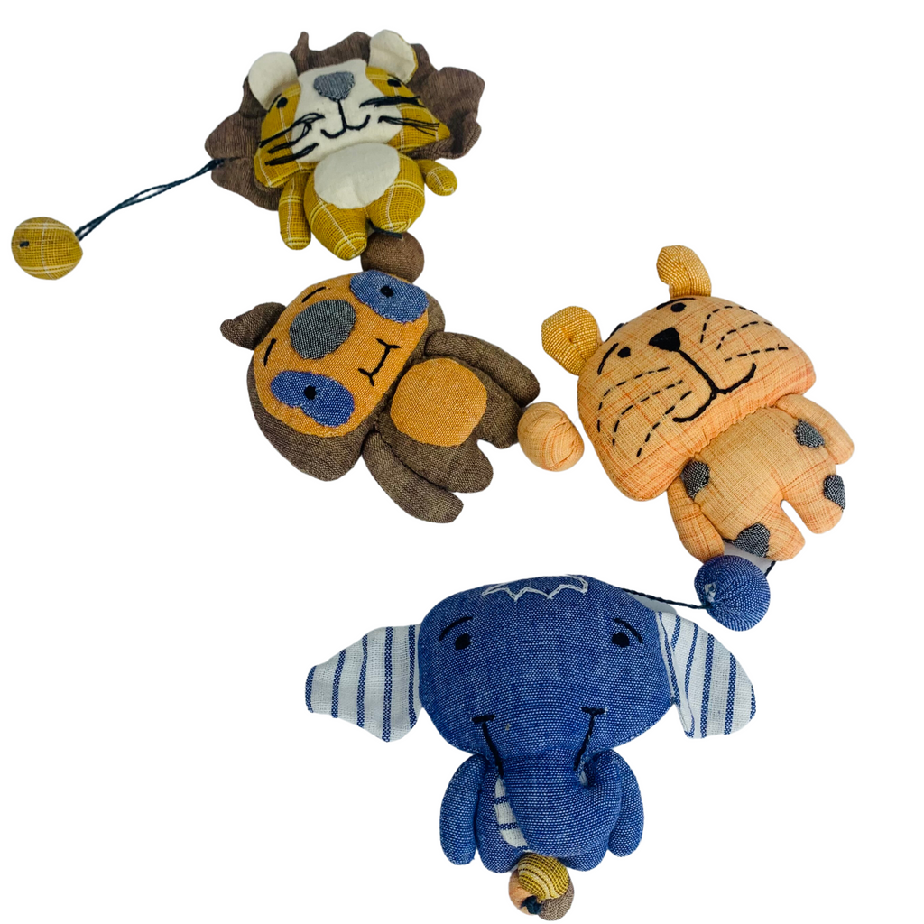 2MB073 Jungle Mobile Four Animals 70cms Long