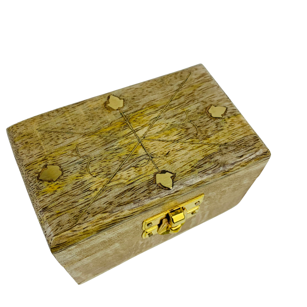 Wooden Box with Brass Inlay 6.5x10cms (GW544)