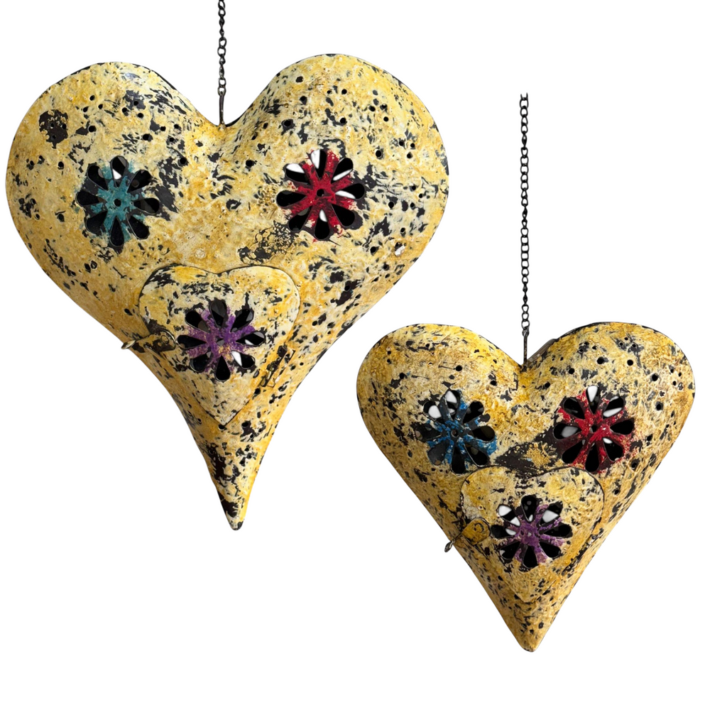2MB Heart Hanging T Light Daisy Design 2 Sizes