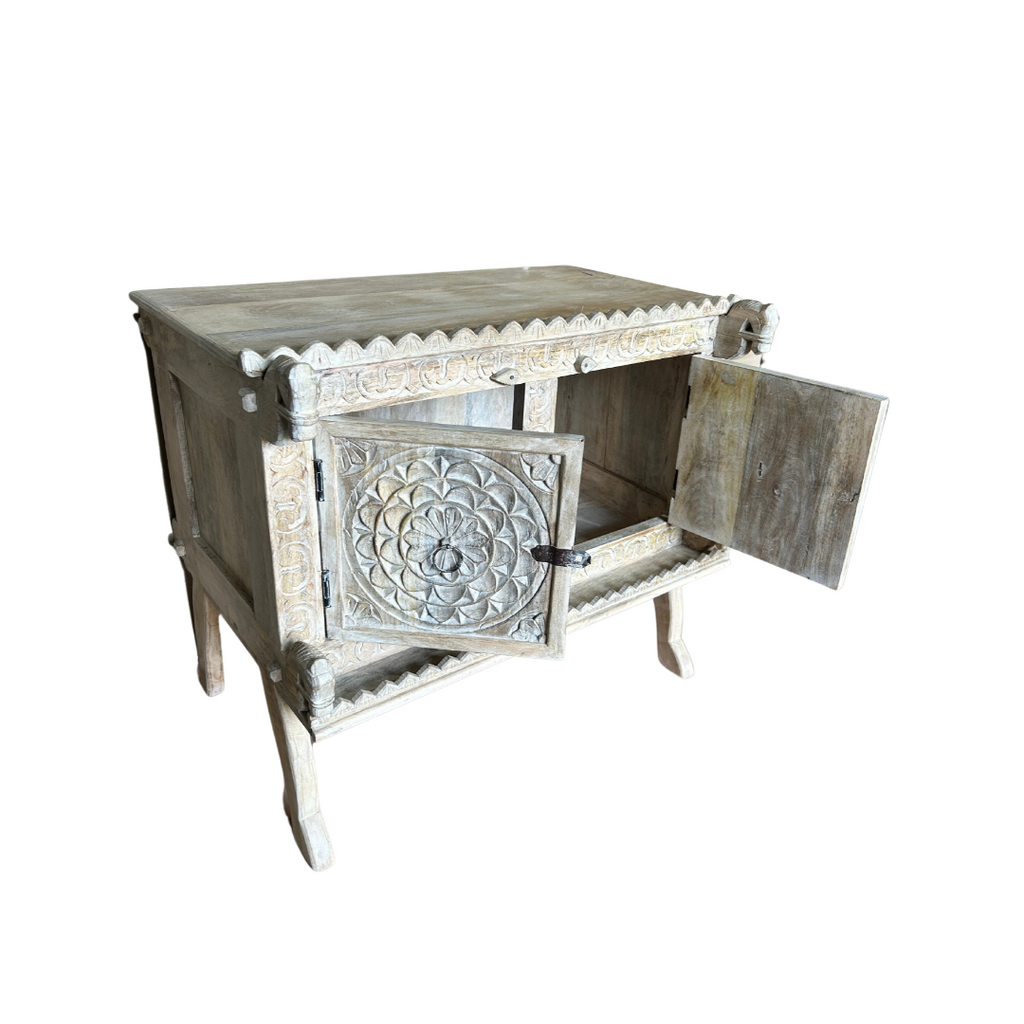 Wooden Whitewash Ornate Sideboard with Two Doors (80w 55d 72h) FUR578