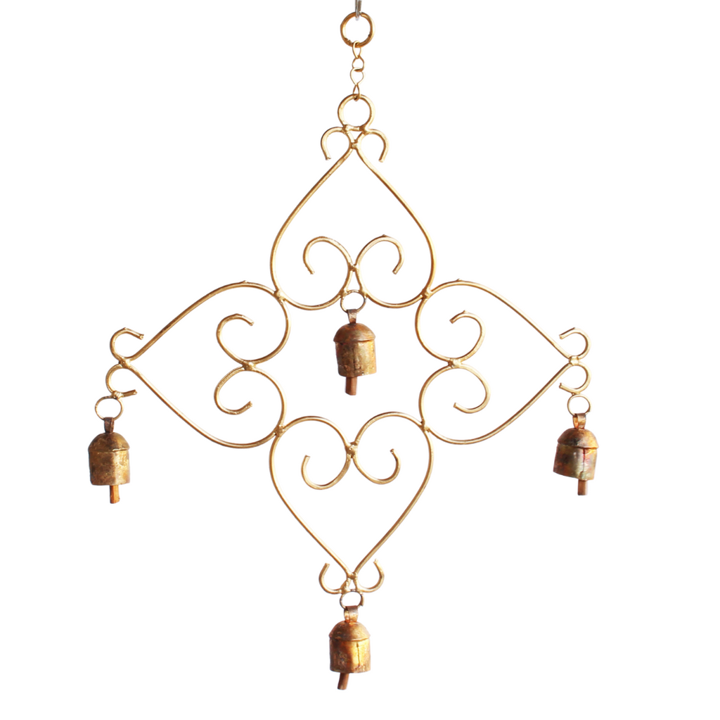 2MB002 Metal Art Hanger Four Heart with 4 Bells  (33x28cm)